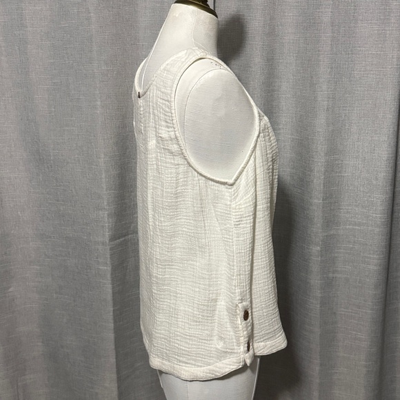Kuhl “Klover” Organic Cotton Sleeveless-Side Button Detail-Relaxed Fit-M-White - Picture 10 of 15